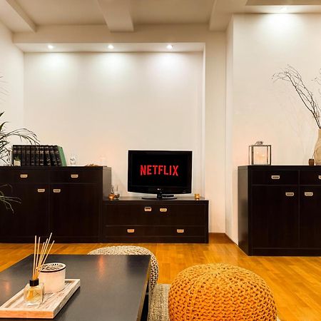 Appartamento Big Company Old Town Treasure Renovated Belgrado Esterno foto