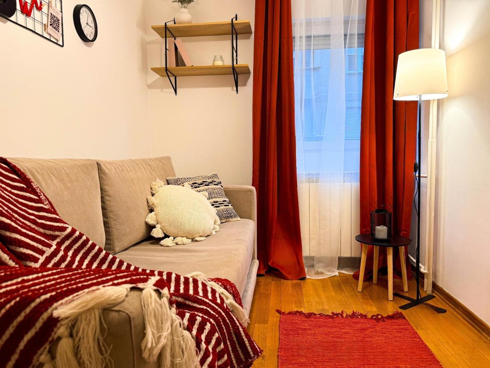 Appartamento Big Company Old Town Treasure Renovated Belgrado Esterno foto